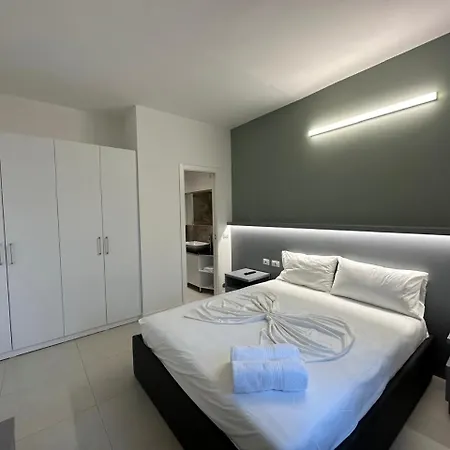 Evergreen Laguna Vain-lezhe Hotel