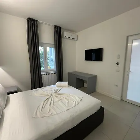 Evergreen Laguna Vain-lezhe 4*