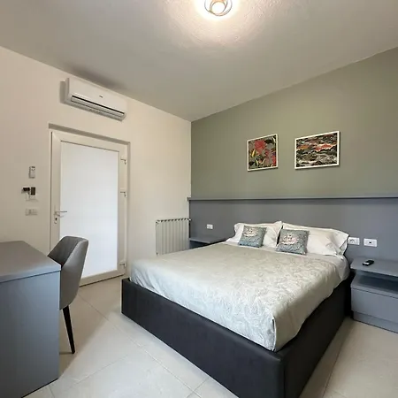 Evergreen Laguna Vain-lezhe