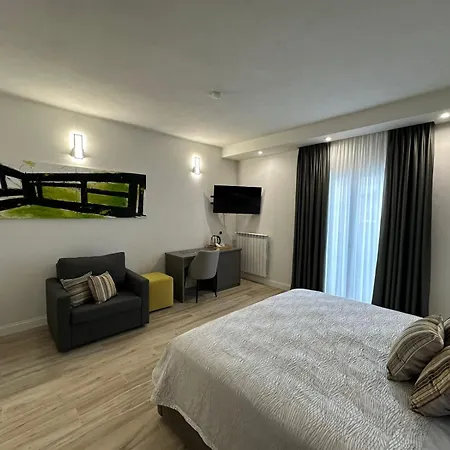 Evergreen Laguna Vain-lezhe Lezhë