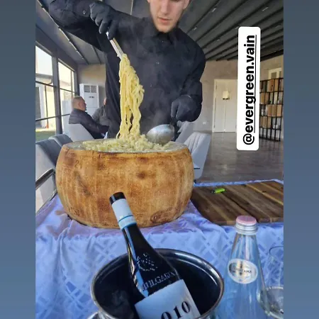 Evergreen Laguna Vain-lezhe