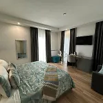 Evergreen Laguna Vain-lezhe Hotel