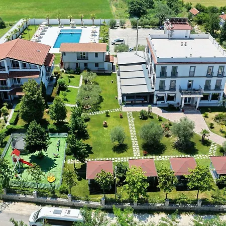 Evergreen Laguna Vain-lezhe