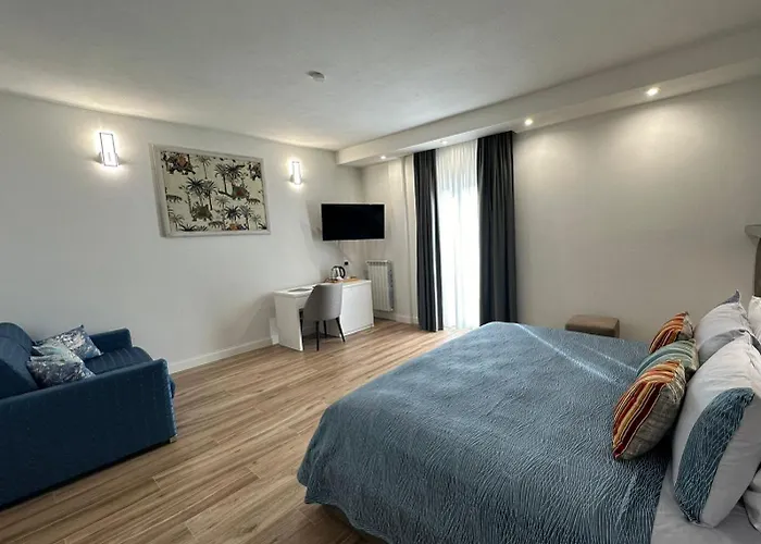Evergreen Laguna Vain-lezhe 4* Лежа